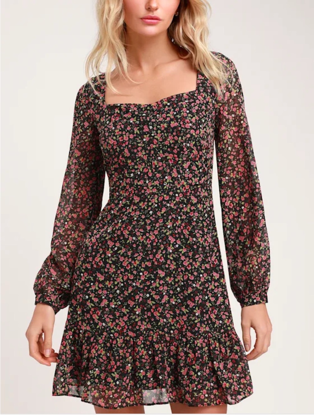 Lulu’s Ayesha Black Floral Print Smocked
Off-the-Shoulder Dress